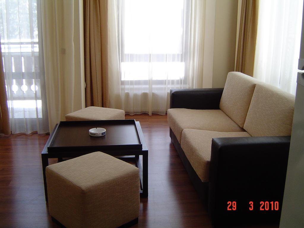 Spider House Aparthotel Pamporovo Phòng bức ảnh